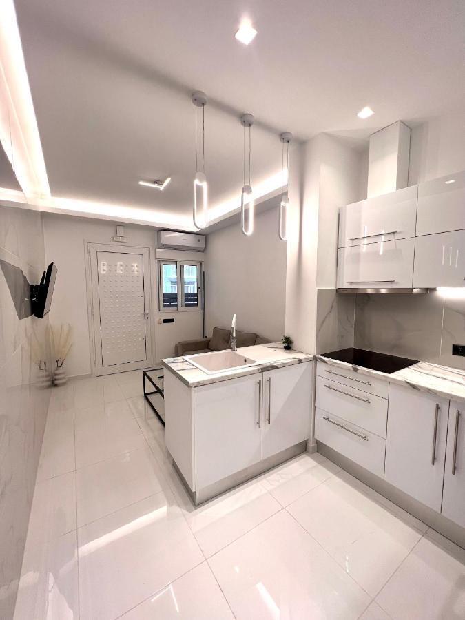 Appartement Luxury Black And White Interior *